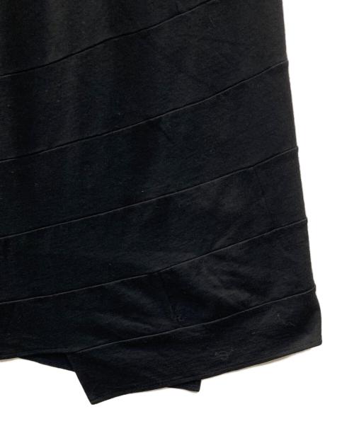 ISSEY MIYAKE WHITE LABEL（イッセイミヤケホワイトレーベル）ISSEY MIYAKE WHITE LABEL (イッセイミヤケホワイトレーベル) スカート ブラック サイズ:2の古着・服飾アイテム