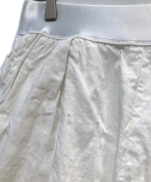 MUSE de Deuxieme Classe（ミューズ ドゥーズィエム クラス）MUSE de Deuxieme Classe (ミューズ ドゥーズィエム クラス) STRETCH TWILL タックパンツ ホワイト サイズ:38の古着・服飾アイテム