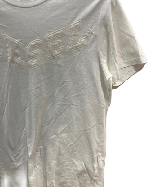 DIESEL（ディーゼル）DIESEL (ディーゼル) Tシャツ ホワイト サイズ:XSの古着・服飾アイテム