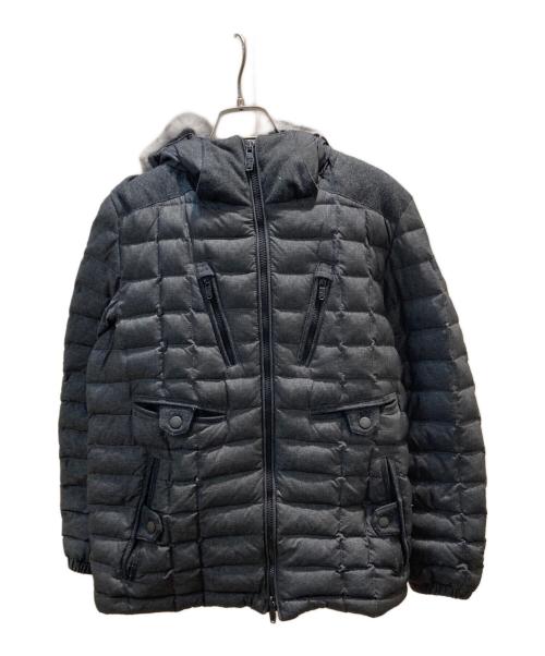 MONCLER（モンクレール）MONCLER (モンクレール) WHITE MOUNTAINEERING (ホワイトマウンテ二アニング) CATOBLEP ダウンジャケット グレーの古着・服飾アイテム