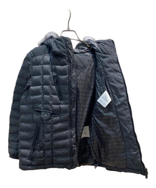 MONCLER（モンクレール）MONCLER (モンクレール) WHITE MOUNTAINEERING (ホワイトマウンテ二アニング) CATOBLEP ダウンジャケット グレーの古着・服飾アイテム