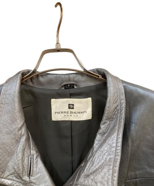 PIERRE BALMAIN（ピエール バルマン）PIERRE BALMAIN (ピエール バルマン) コート シルバー サイズ:Fの古着・服飾アイテム