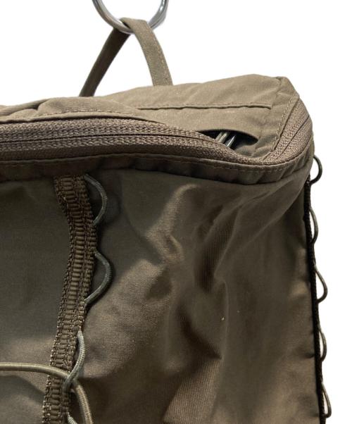 FJALLRAVEN（フェールラーベン）FJALLRAVEN (フェールラーベン) Singi 20 バックパック オリーブの古着・服飾アイテム