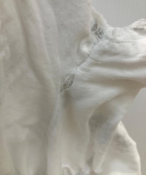 ne quittez pas（ヌキテパ）ne quittez pas (ヌキテパ) ワンピース ベージュ サイズ:Freeの古着・服飾アイテム