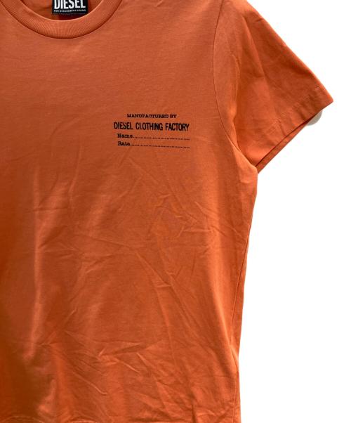 DIESEL（ディーゼル）DIESEL (ディーゼル) Tシャツ オレンジ サイズ:Sの古着・服飾アイテム