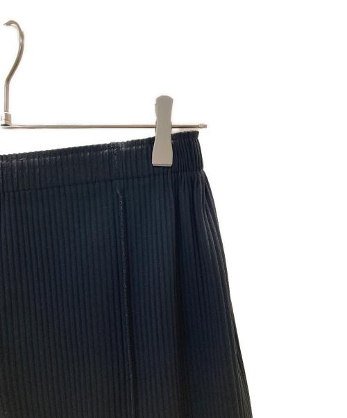 me ISSEY MIYAKE（ミーイッセイ ミヤケ）me ISSEY MIYAKE (ミーイッセイ ミヤケ) プリーツパンツ ブラック サイズ:-の古着・服飾アイテム
