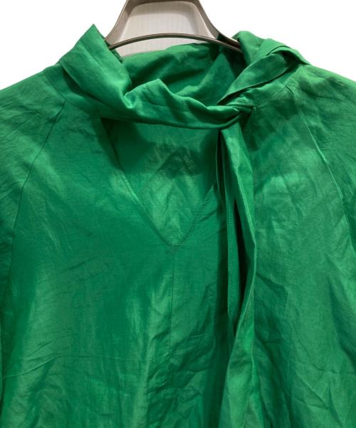 ROPE（ロペ）ROPE (ロペ) 前後2WAY袖ボリュームボウタイ付きブラウス グリーン サイズ:38の古着・服飾アイテム