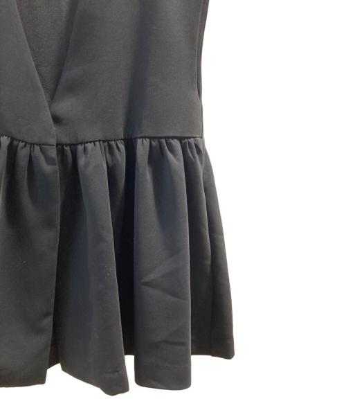 anana（アナナ）ANANA (アナナ) Vネックギャザーペプラムベスト ブラック サイズ:Fの古着・服飾アイテム