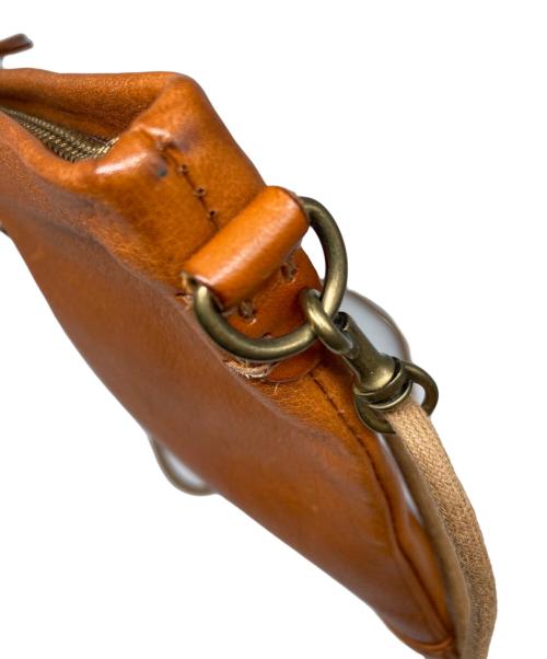 SLOW（スロウ）SLOW (スロウ) レザーサコッシュ ブラウンの古着・服飾アイテム