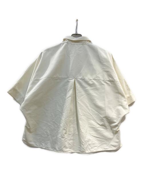 JIL SANDER NAVY（ジルサンダー ネイビー）JIL SANDER NAVY (ジルサンダー ネイビー) シャツ ベージュ サイズ:42の古着・服飾アイテム