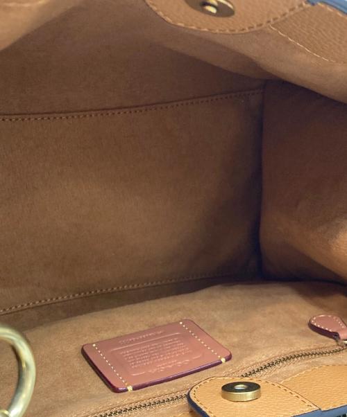 COACH（コーチ）COACH (コーチ) バッグ ホワイト×ブラウンの古着・服飾アイテム
