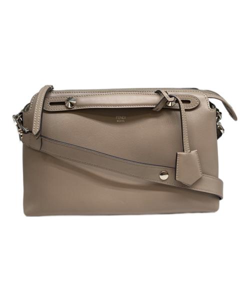FENDI（フェンディ）FENDI (フェンディ) ショルダーバッグ ベージュの古着・服飾アイテム