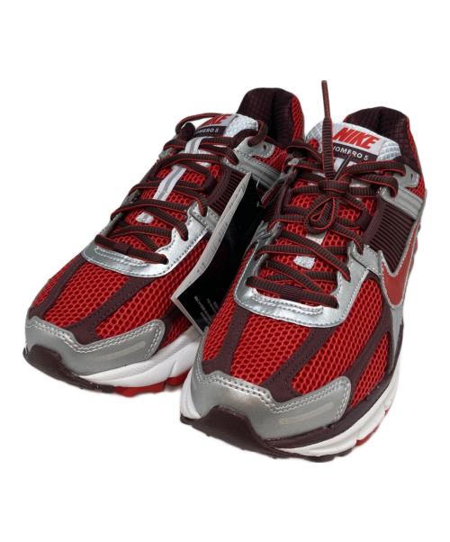 NIKE（ナイキ）NIKE (ナイキ) VOMERO 5 ローカットスニーカー レッド サイズ:26 未使用品の古着・服飾アイテム