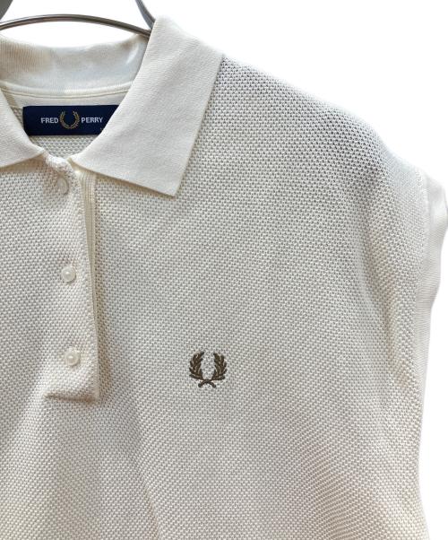 FRED PERRY（フレッドペリー）FRED PERRY (フレッドペリー) ポロシャツ アイボリー サイズ:38の古着・服飾アイテム