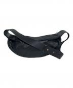 COSコス）の古着「ラムレザー ハーフムーンバッグ」｜ブラック