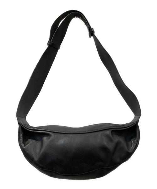 COS（コス）COS (コス) ラムレザー ハーフムーンバッグ ブラックの古着・服飾アイテム