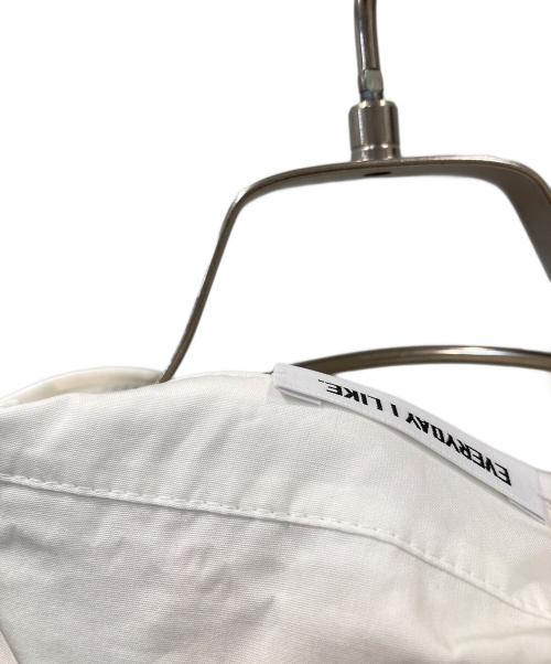 EVERYDAY I LIKE.（エヴリデイ アイ ライク）EVERYDAY I LIKE. (エヴリデイ アイ ライク) Volume Sleeve シャツ ホワイト サイズ:-の古着・服飾アイテム