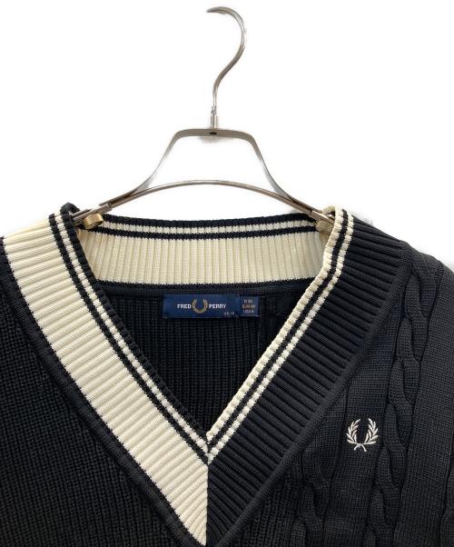 FRED PERRY（フレッドペリー）FRED PERRY (フレッドペリー) Cable Knit Panel Jumper ケーブルニット ブラック サイズ:36の古着・服飾アイテム