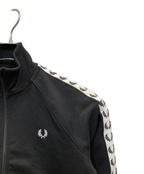 FRED PERRY（フレッドペリー）FRED PERRY (フレッドペリー) TAPED TRACK JACKET ブラック サイズ:10の古着・服飾アイテム