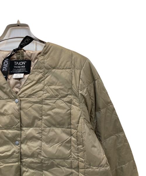 TAION（タイオン）TAION (タイオン) ダウンコート ベージュ サイズ:XL 未使用品の古着・服飾アイテム