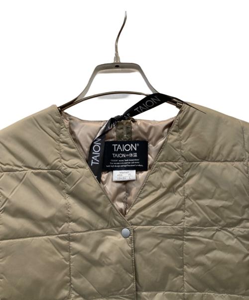 TAION（タイオン）TAION (タイオン) ダウンコート ベージュ サイズ:XL 未使用品の古着・服飾アイテム