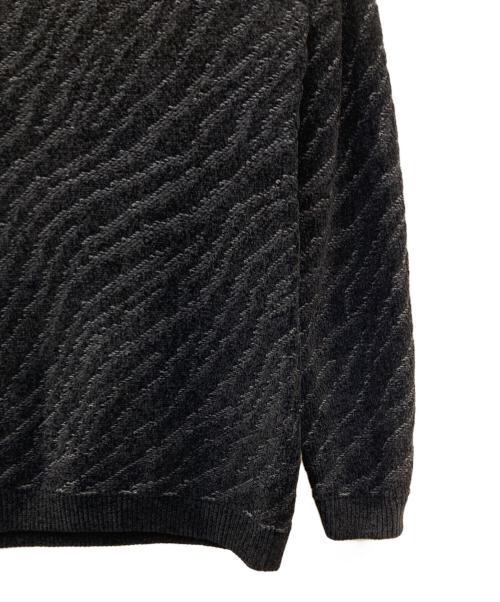 HIDE AWAYS NICOLE（ハイダウェイ二コル）HIDE AWAYS NICOLE (ハイダウェイ二コル) ゼブラ柄衿ファスナータートルネックニット ブラック サイズ:46の古着・服飾アイテム