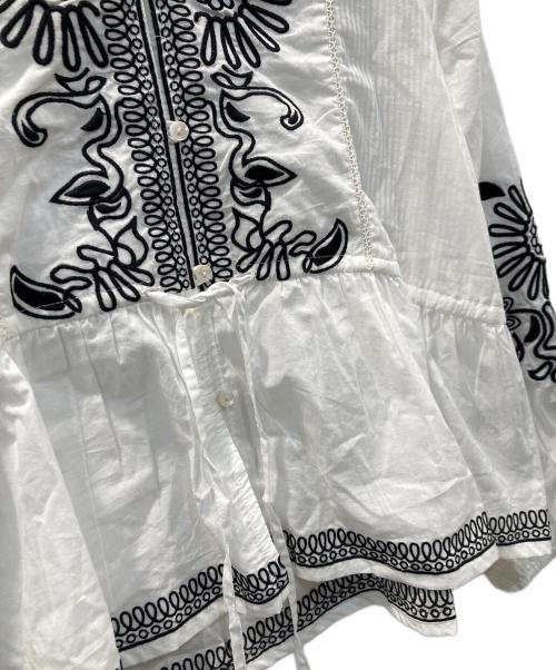 SLOBE IENA（スローブ イエナ）SLOBE IENA (スローブ イエナ) フラワー刺繍ペプラムブラウス ホワイト サイズ:-の古着・服飾アイテム