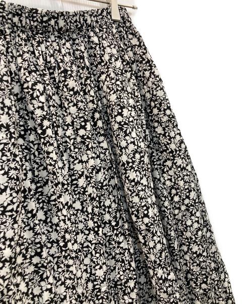 KAGURE（カグレ）kagure (カグレ) モノトーンプリントスカート ブラック サイズ:Free 未使用品の古着・服飾アイテム
