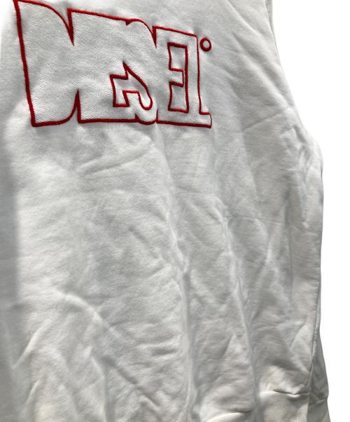 DIESEL（ディーゼル）DIESEL (ディーゼル) スウェット ホワイト サイズ:XLの古着・服飾アイテム