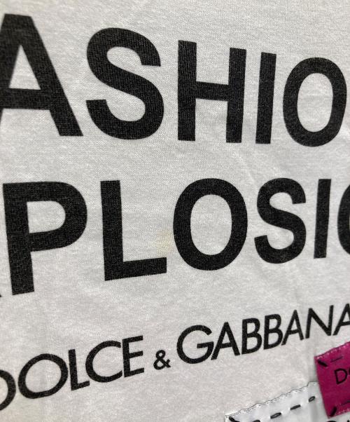 DOLCE & GABBANA（ドルチェ＆ガッバーナ）DOLCE & GABBANA (ドルチェ＆ガッバーナ) ロゴパッチTシャツ ホワイト サイズ:40の古着・服飾アイテム