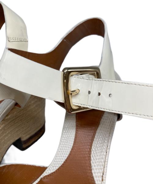 FENDI（フェンディ）FENDI (フェンディ) ウェッジソールサンダル ホワイト サイズ:36 1/2の古着・服飾アイテム