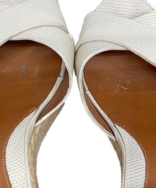 FENDI（フェンディ）FENDI (フェンディ) ウェッジソールサンダル ホワイト サイズ:36 1/2の古着・服飾アイテム