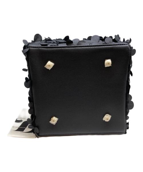 Bibiy.（ビビィ）Bibiy. (ビビィ) B. FLORET BOX BAG ブラック 未使用品の古着・服飾アイテム