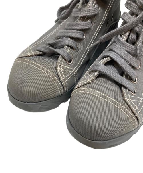 MIU MIU（ミュウミュウ）MIU MIU (ミュウミュウ) ハイカットスニーカー グレー サイズ:36の古着・服飾アイテム