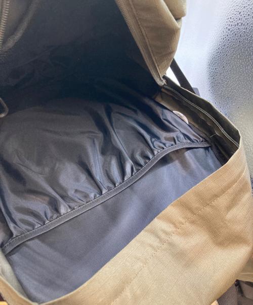 THE NORTH FACE（ザ ノース フェイス）THE NORTH FACE (ザ ノース フェイス) リュック カーキの古着・服飾アイテム