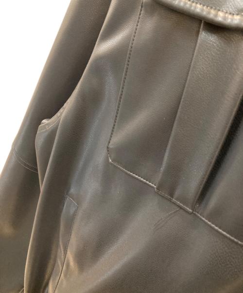 EMODA（エモダ）EMODA (エモダ) フェイクレザーオーバーブルゾン ブラック サイズ:Freeの古着・服飾アイテム
