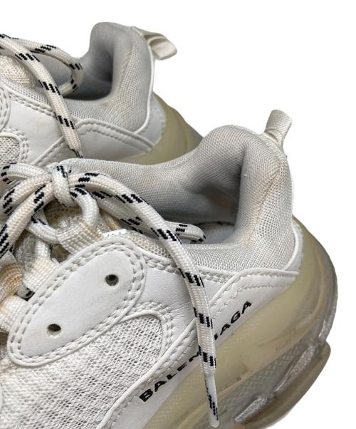 BALENCIAGA（バレンシアガ）BALENCIAGA (バレンシアガ) TRIPLE S ホワイト サイズ:24.5の古着・服飾アイテム