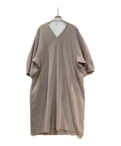 1er Arrondissement（プルミエ アロンディスモン）1er Arrondissement (プルミエ アロンディスモン) Vネックワンピース ベージュ サイズ:36の古着・服飾アイテム