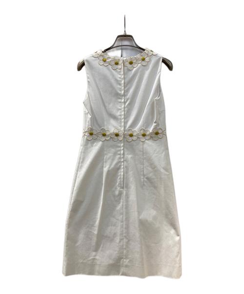 RED VALENTINO（レッドヴァレンティノ）RED VALENTINO (レッドヴァレンティノ) フラワーモチーフワンピース ホワイト サイズ:ーの古着・服飾アイテム