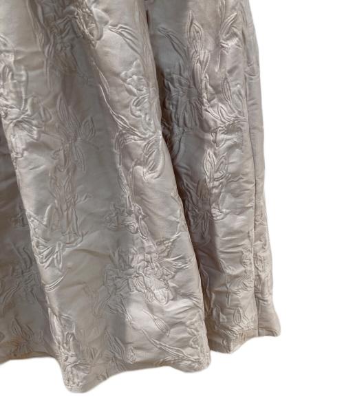 anuans（アニュアンス）anuans (アニュアンス) ジャガードギャザーワンピース ベージュ サイズ:Mの古着・服飾アイテム