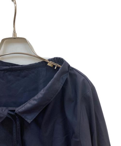 UNITED ARROWS（ユナイテッドアローズ）UNITED ARROWS (ユナイテッドアローズ) フリルカラー フレアスリーブ ブラウス ネイビー サイズ:-の古着・服飾アイテム