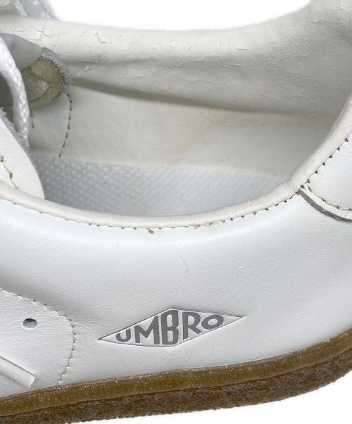 UMBRO（アンブロ）UMBRO (アンブロ) スニーカー ホワイト サイズ:24.5の古着・服飾アイテム