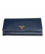 PRADAプラダ）の古着「サフィアーノ フラップロングウォレット」｜ネイビー