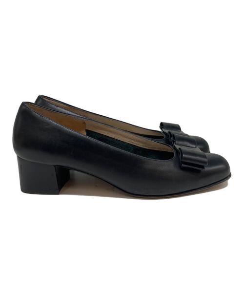 Salvatore Ferragamo（サルヴァトーレ フェラガモ）Salvatore Ferragamo (サルヴァトーレ フェラガモ) ヴァラパンプス ブラック サイズ:6の古着・服飾アイテム