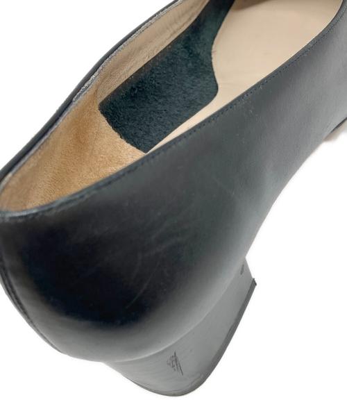 Salvatore Ferragamo（サルヴァトーレ フェラガモ）Salvatore Ferragamo (サルヴァトーレ フェラガモ) ヴァラパンプス ブラック サイズ:6の古着・服飾アイテム