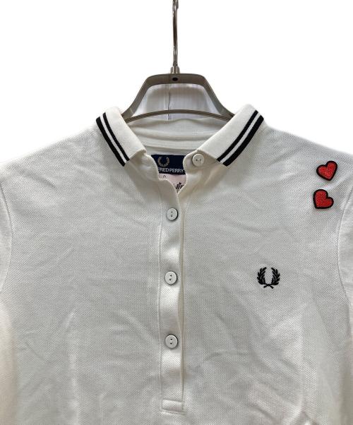 FRED PERRY（フレッドペリー）FRED PERRY (フレッドペリー) AMY WINEHOUSE (アイミー・ワインハウス) ポロシャツ ホワイト サイズ:UK10の古着・服飾アイテム