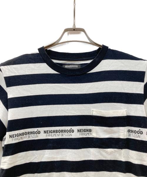 NEIGHBORHOOD（ネイバーフッド）NEIGHBORHOOD (ネイバーフッド) FRAGMENT DESIGN (フラグメントデザイン) Tシャツ ブラック×ホワイト サイズ:Sの古着・服飾アイテム
