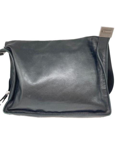 GUCCI（グッチ）GUCCI (グッチ) ショルダーバッグ ブラックの古着・服飾アイテム