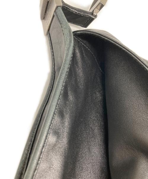 GUCCI（グッチ）GUCCI (グッチ) ショルダーバッグ ブラックの古着・服飾アイテム