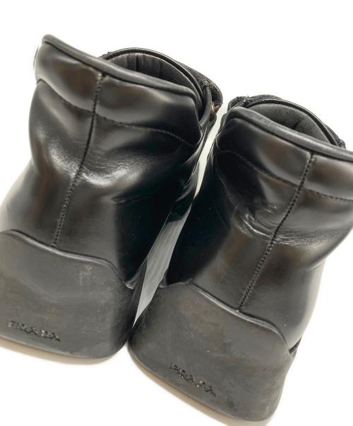 PRADA（プラダ）PRADA (プラダ) レザーシューズ ブラック サイズ:81／2の古着・服飾アイテム